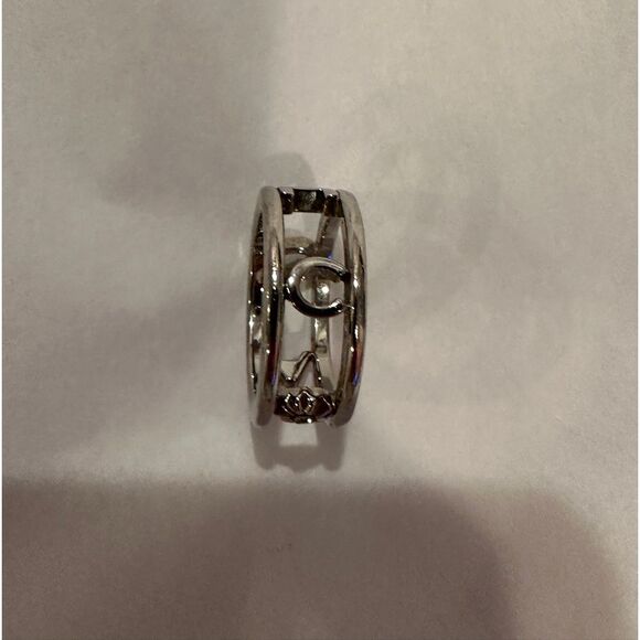 COACH RING SPELLS OUT coach IT IS GENUINE AND IN GREAT CONDITION - Picture 3 of 8